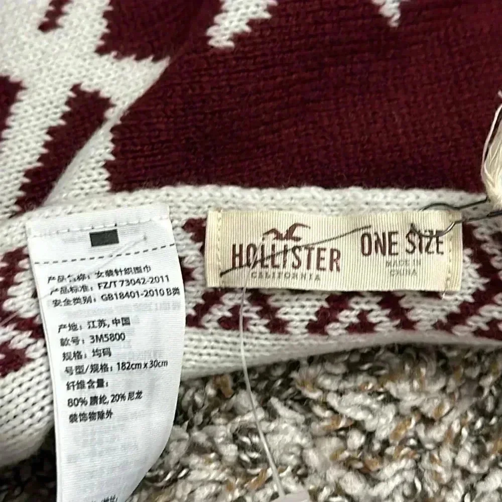 Hollister Double Side Spellout Winter Scarf Ivory Burgundy Unisex